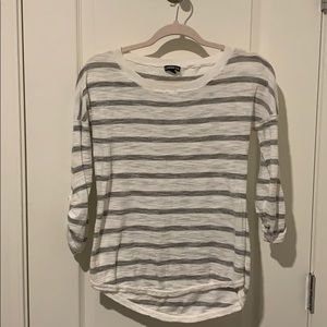 Express 3/4 sleeve top